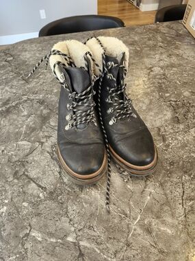 Torrid Size 11W Lace Up Ankle Boots With Fur Cuff